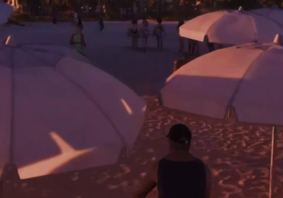 Персонаж рядом с пляжным зонтом в момент контакта в GTA 6